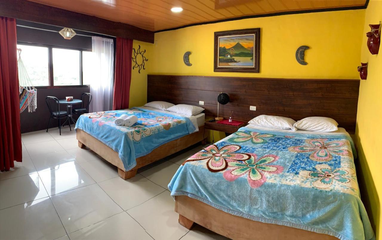 Cabinas Vista Al Golfo Couette-café 2*
