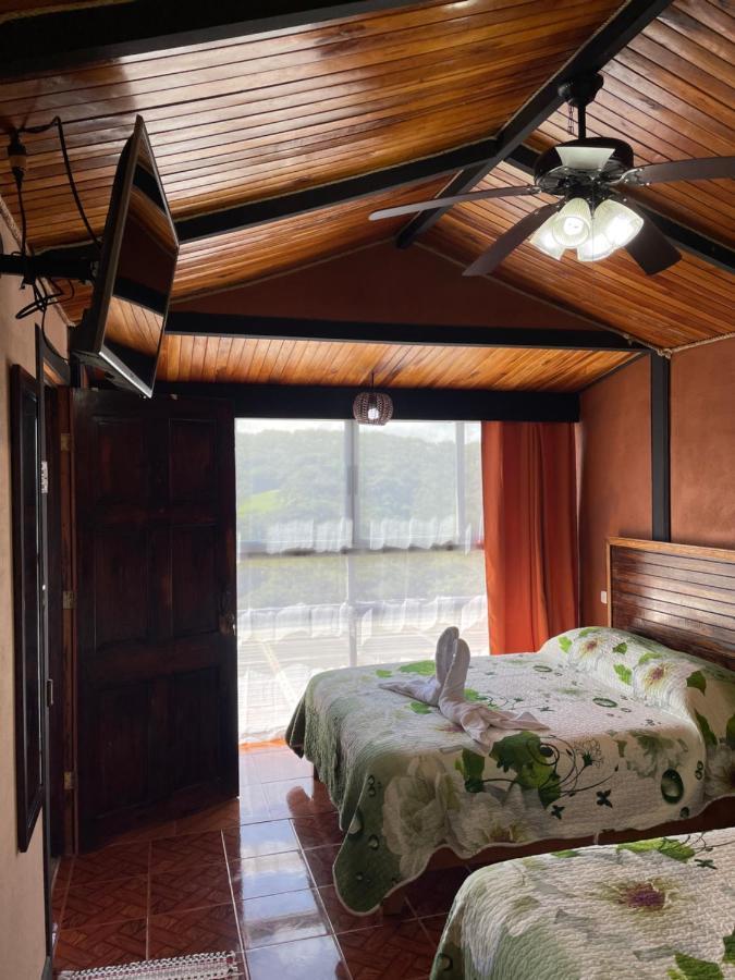 Bed & Breakfast Cabinas Vista Al Golfo 2*