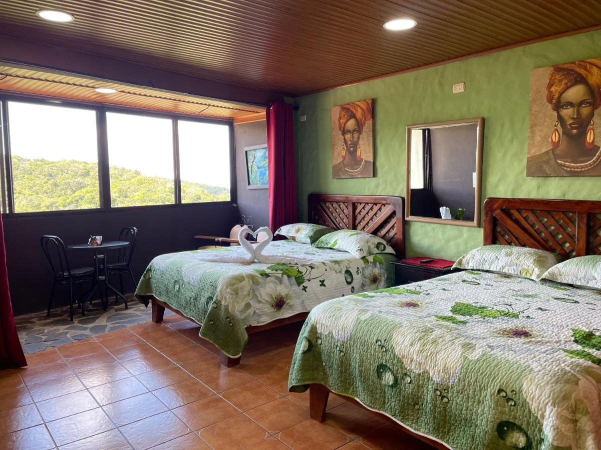 Bed & Breakfast Cabinas Vista Al Golfo 2*