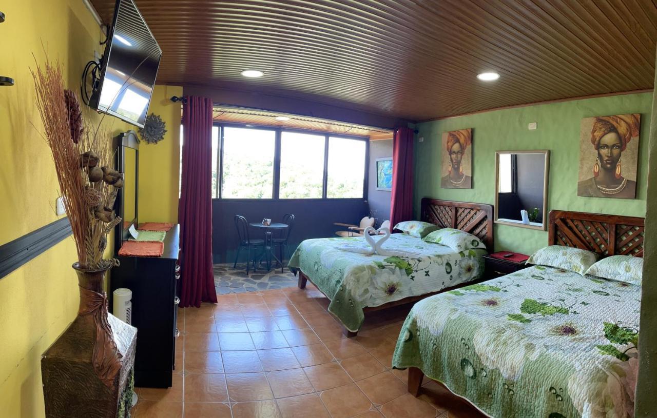 Bed & Breakfast Cabinas Vista Al Golfo 2*