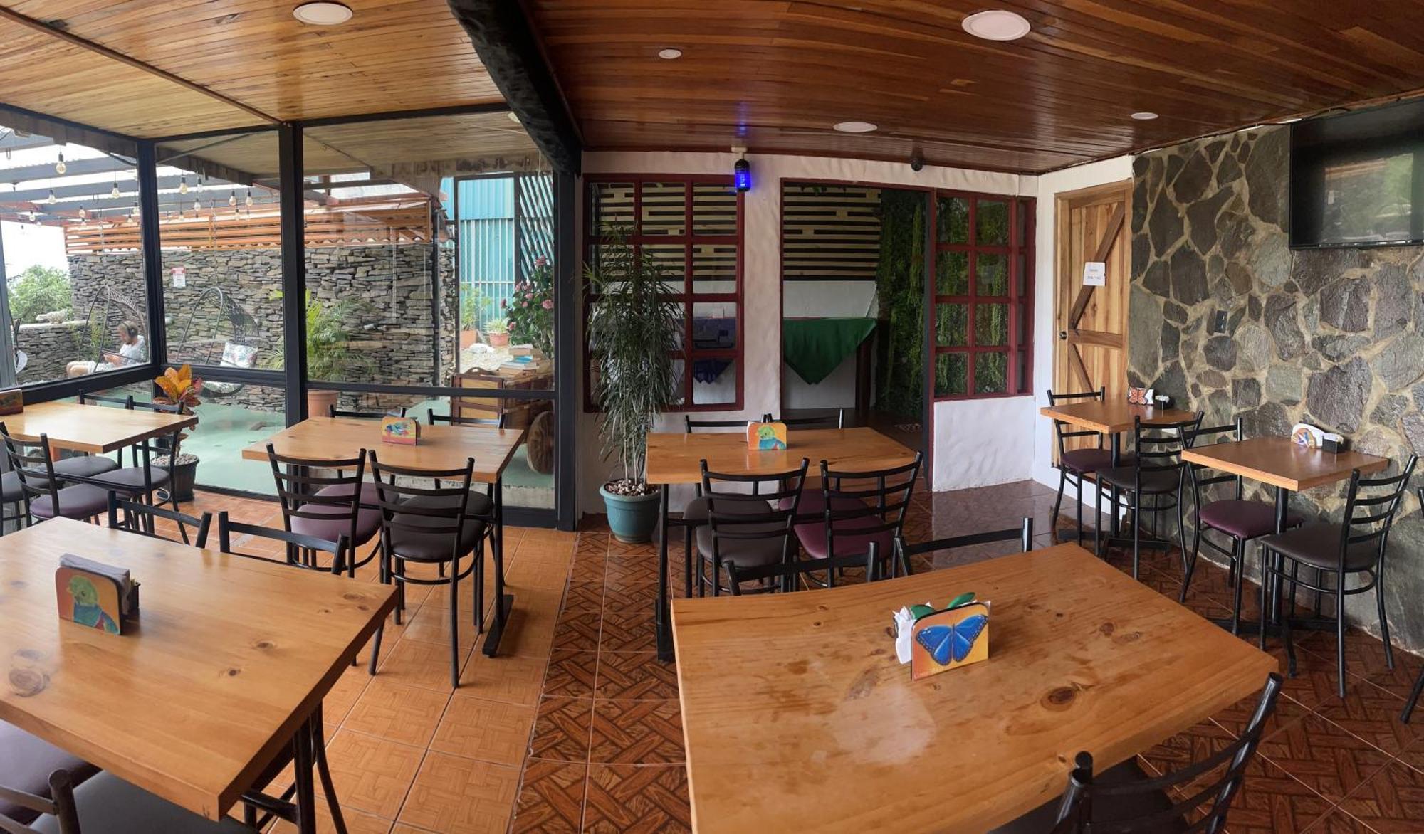Couette-café Cabinas Vista Al Golfo Monteverde