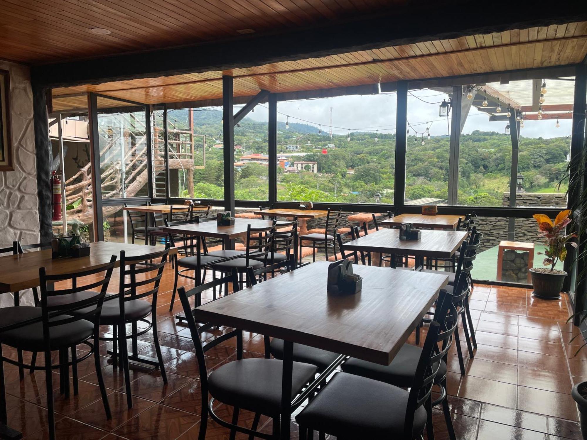 Couette-café Cabinas Vista Al Golfo Monteverde