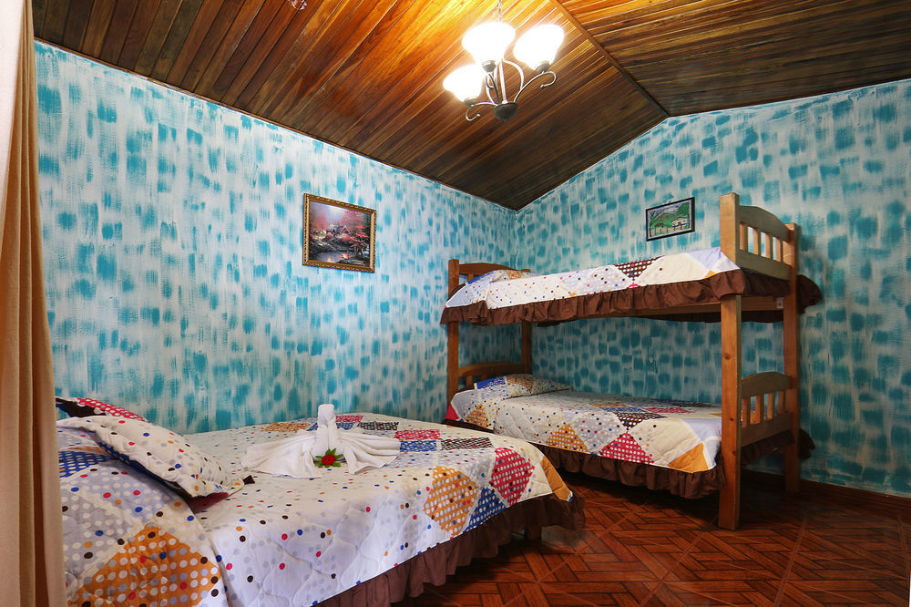 Bed and breakfast Cabinas Vista Al Golfo 2*